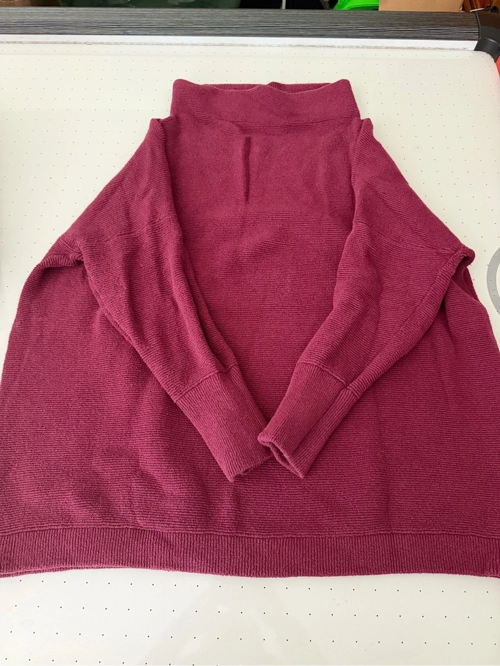 Women’s Cozy Mock Neck Tunic Sweater in Burgundy